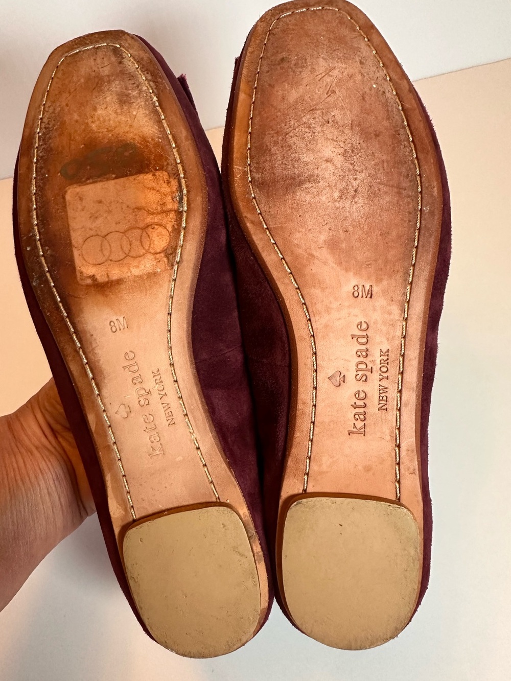 Kate Spade Burgundy Velvet Bow Medallion Ballet Flats Size 8M - Picture 7 of 10